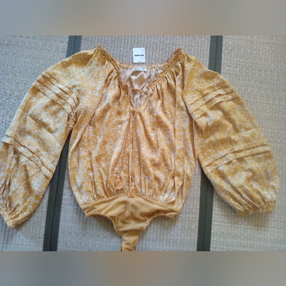 Free People All Tucks Bodysuit Blouse S - Picture 3 of 8